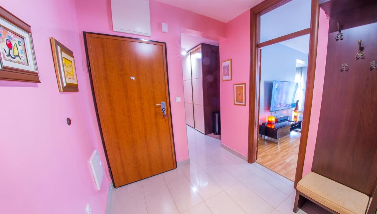 Apartment R Luxor With Parking Garage Mostar Buitenkant foto